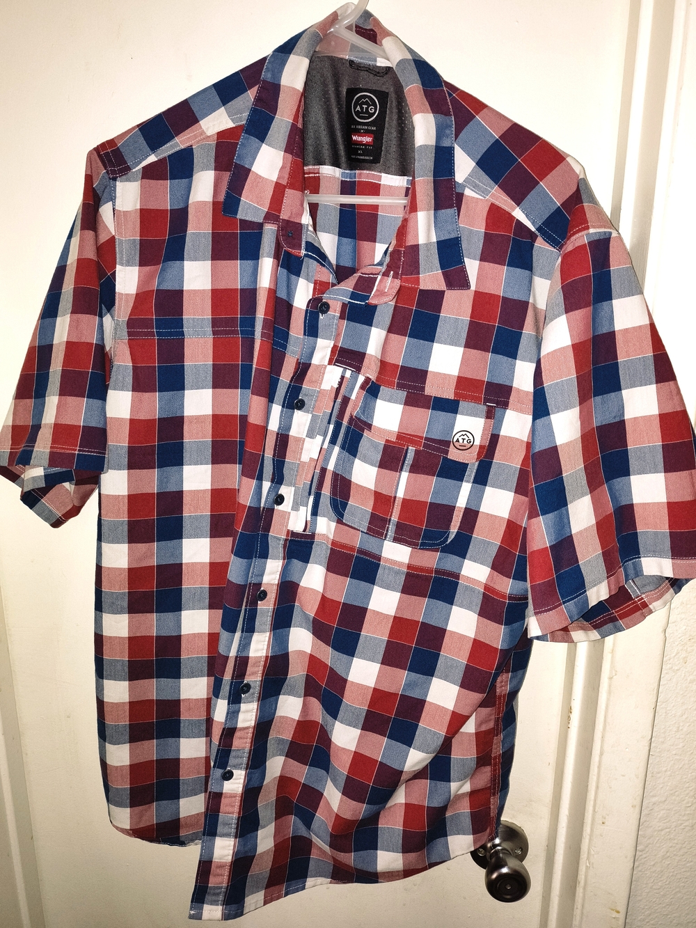 Wrangler Red White Blue Plaid Short Sleeve Button-Down Shirt